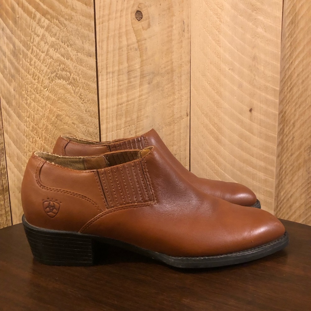 ARIAT Ankle Booties Size 6.5 B